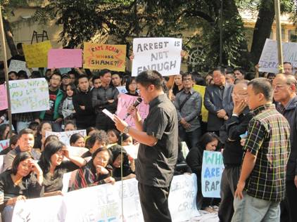 Thousands of North East Students Protested Delhi Gang Rape Case