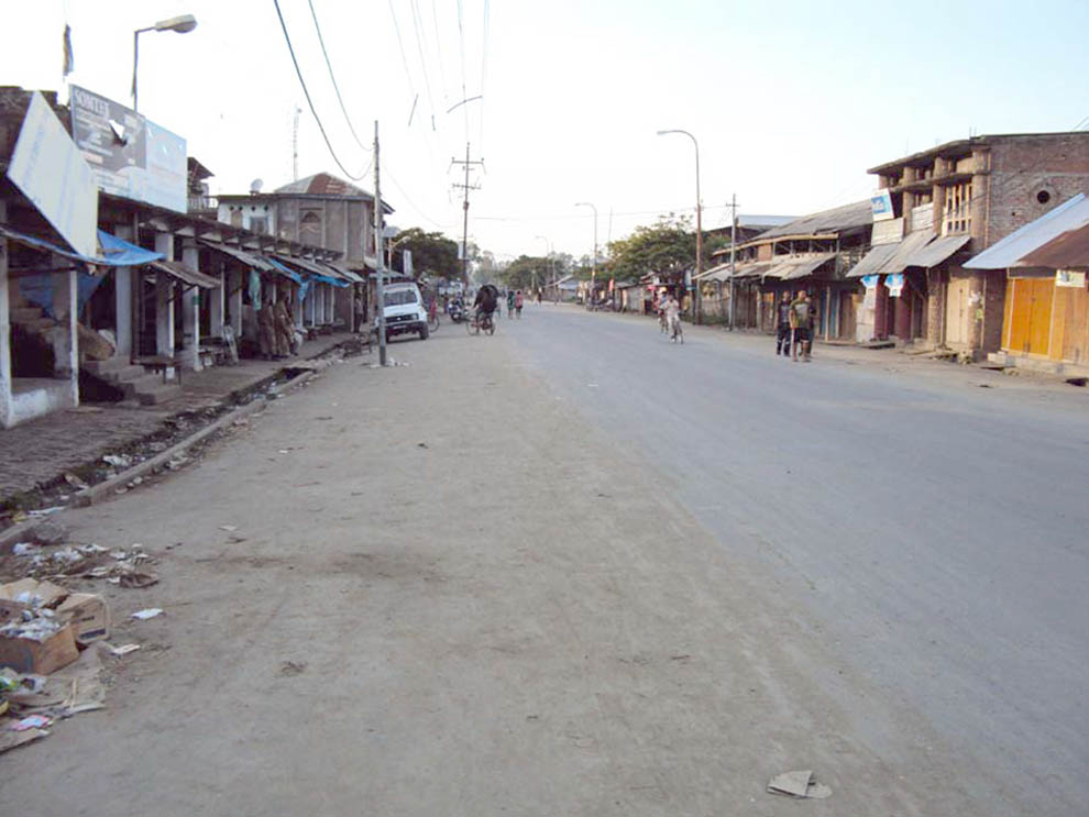 A deserted street in Ningthoukhong during the 72 hours general strike call of the JAC in connection with the killing of four years old Thiyam Roberoy of Ninghtoukhong village of Bishnupur.
