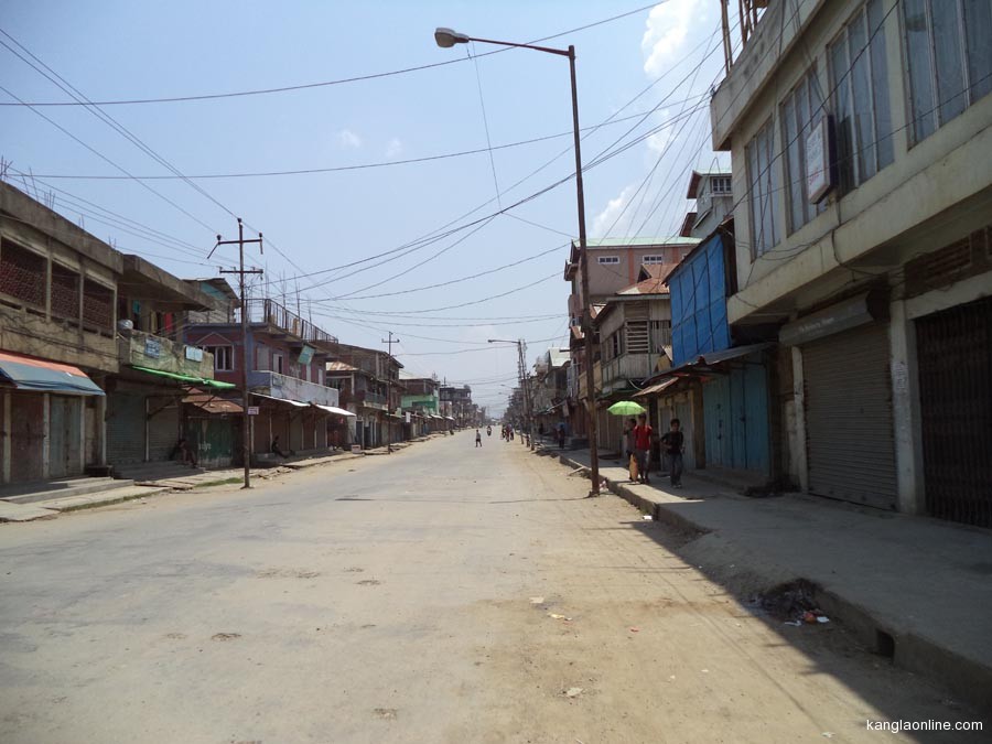 A deserted road in CCPur during the ATSUM bandh. 