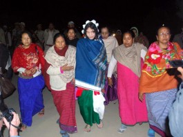 Irom Sharmila being escorted by SAKAL members after her release from judicial custody.