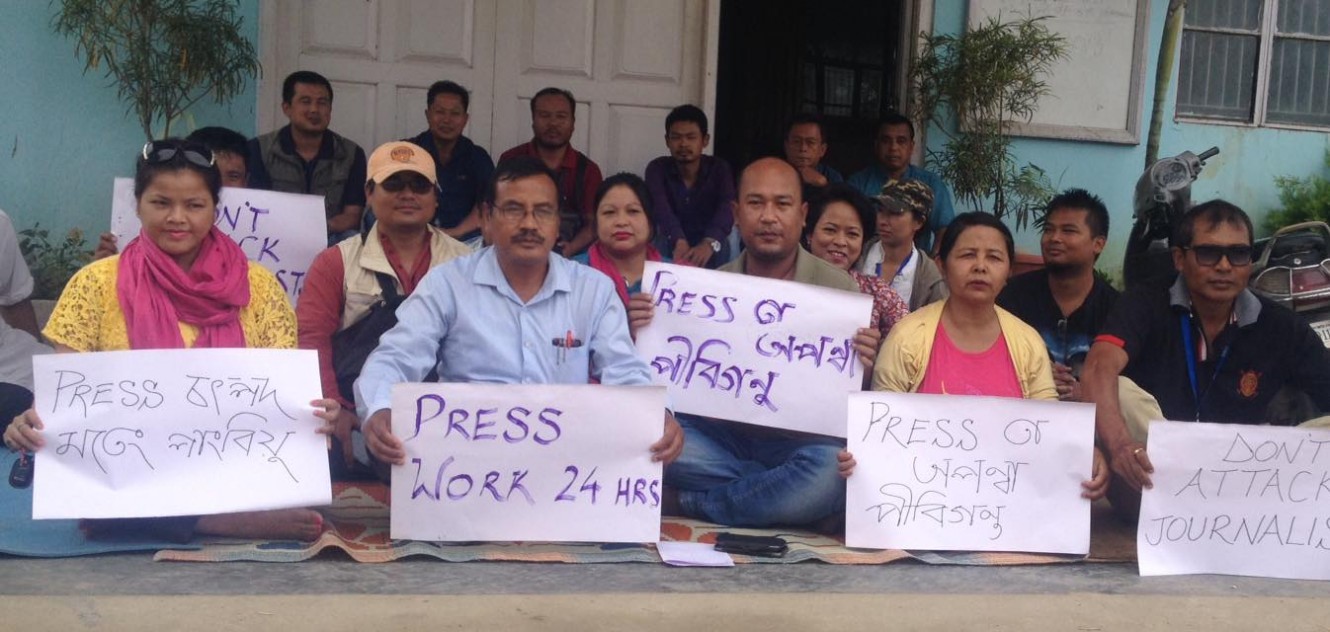 Media persons protest against attack during JCILPS bandh, at Manipur Press Club. Photo : Deepak Shijagurumayum