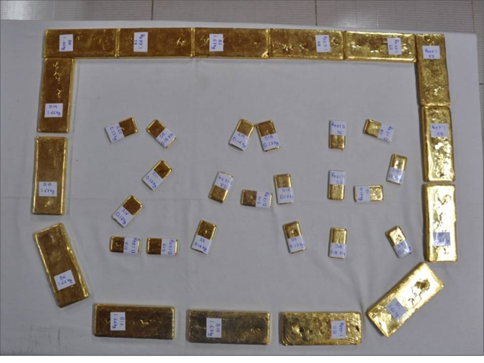 Huge cache of illegal gold recovered by 2 Assam Rifles under the aegis of HQ IGAR(S) (1)