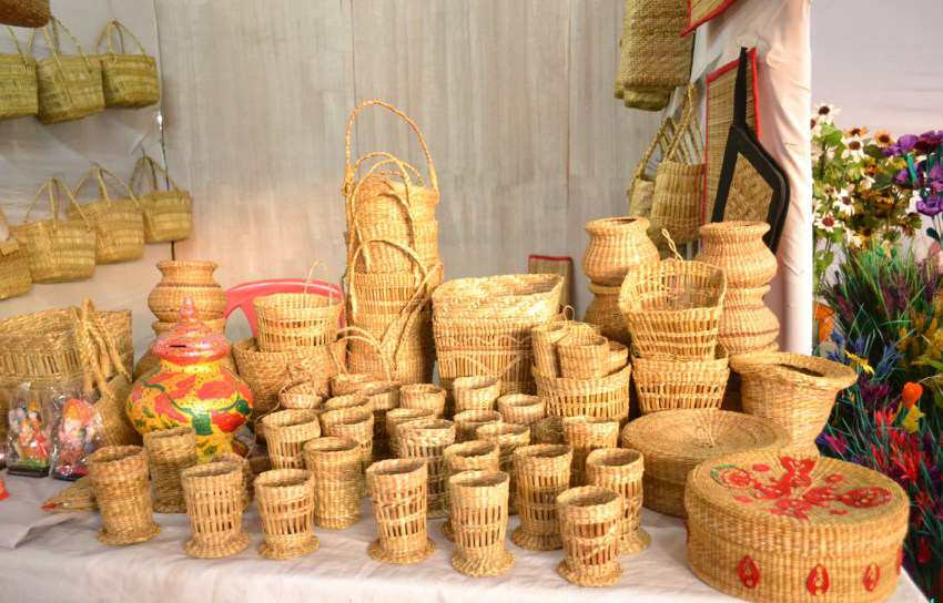Some handloom products of Manipur