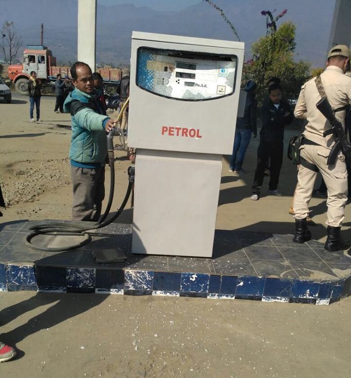 sekmai petrol pump incident-1 (2)